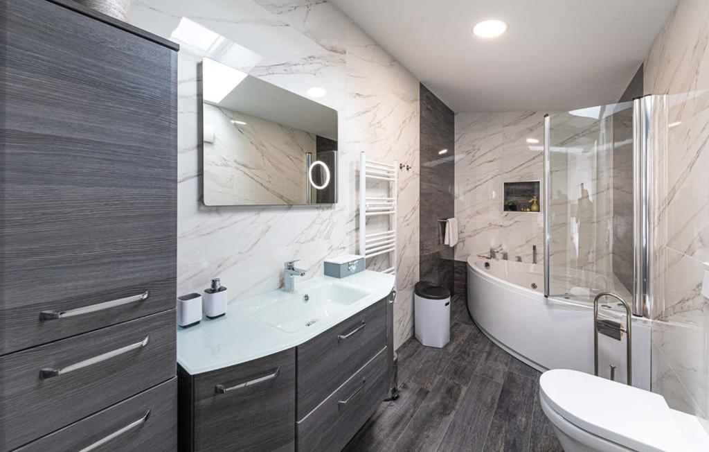 Premium Apartment With Jacuzzi Traù Esterno foto